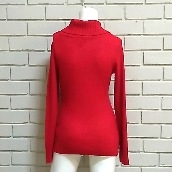 By By Red Sequin & Sparkle Cowl Neck Sweater. Size Medium - Picture 6 of 9